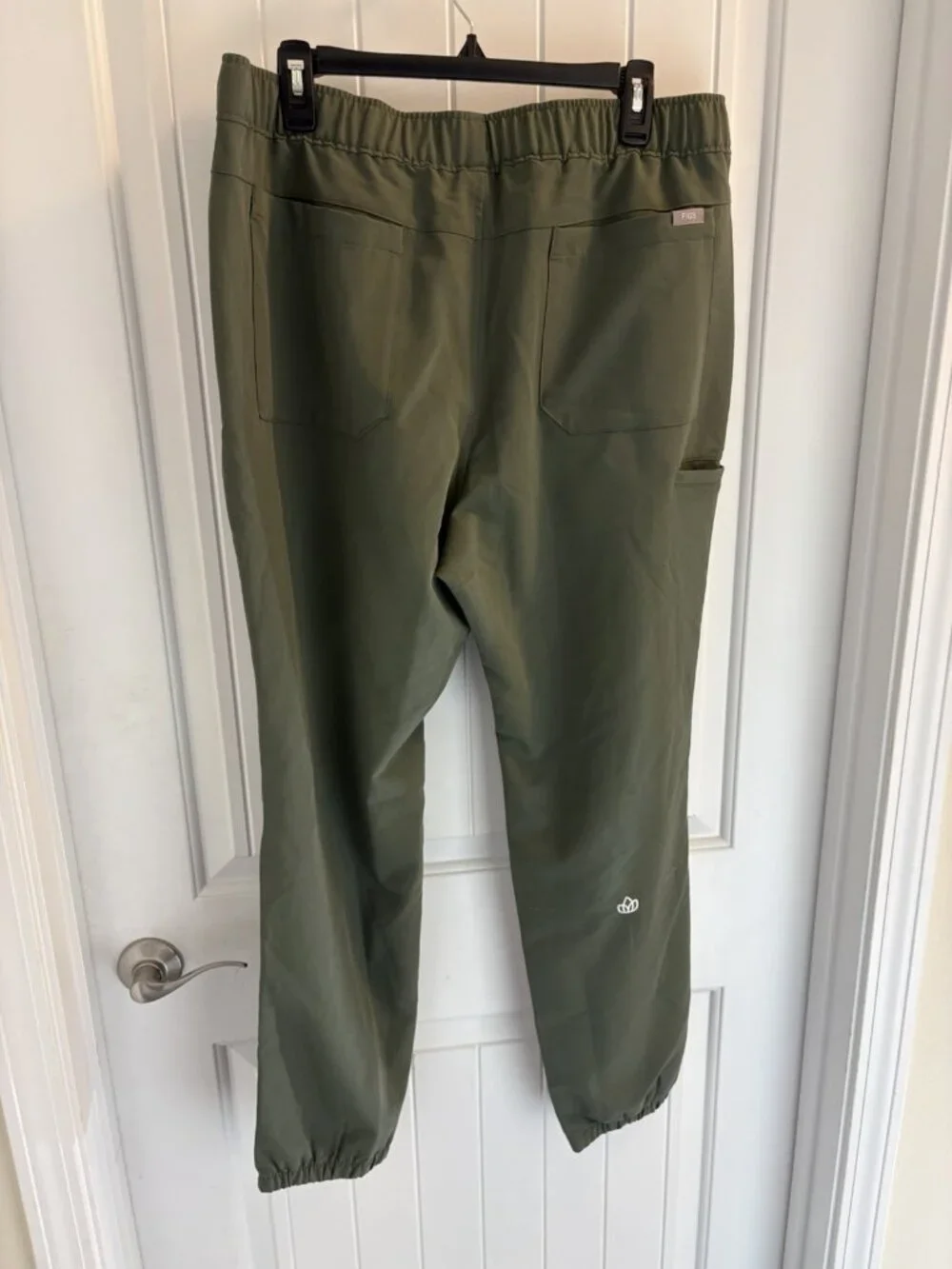 Figs Naga Jogger W/Aya Logo In Green Size XLR 36” x 30”